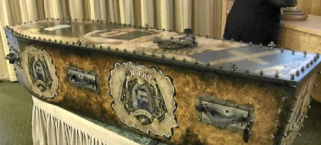TRIBUTE: Ruffy’s coffin – a work of art created by his daughter TRIBUTE: Ruffy’s coffin – a work of art created by his daughter